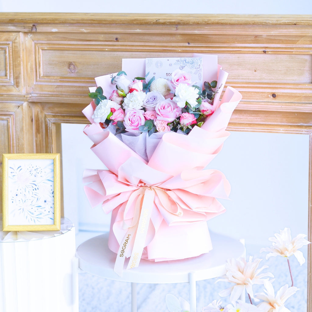 Starry Love Pink Roses Hand Bouquet image 7