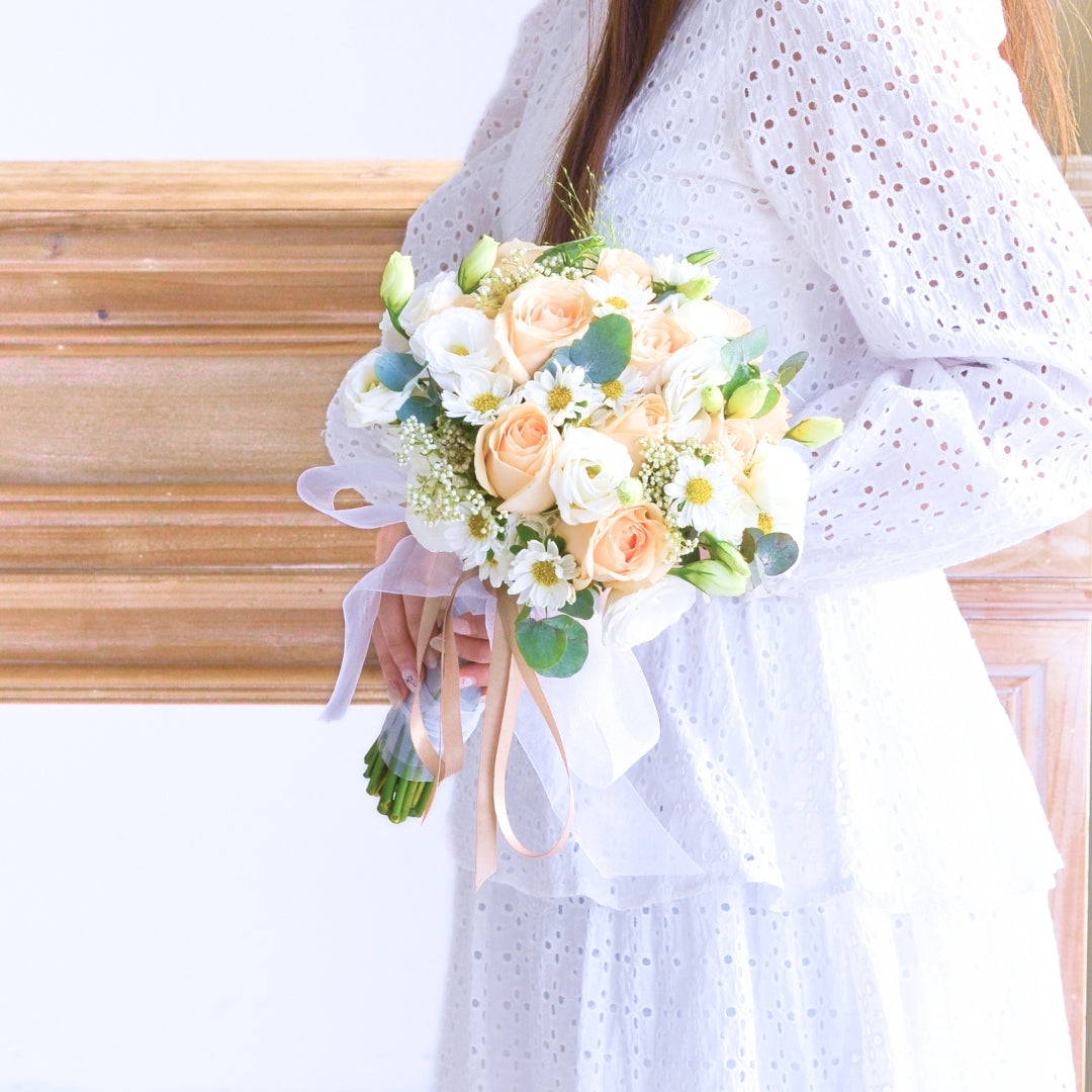 Creamy Radiance | Bridal Bouquet image 3