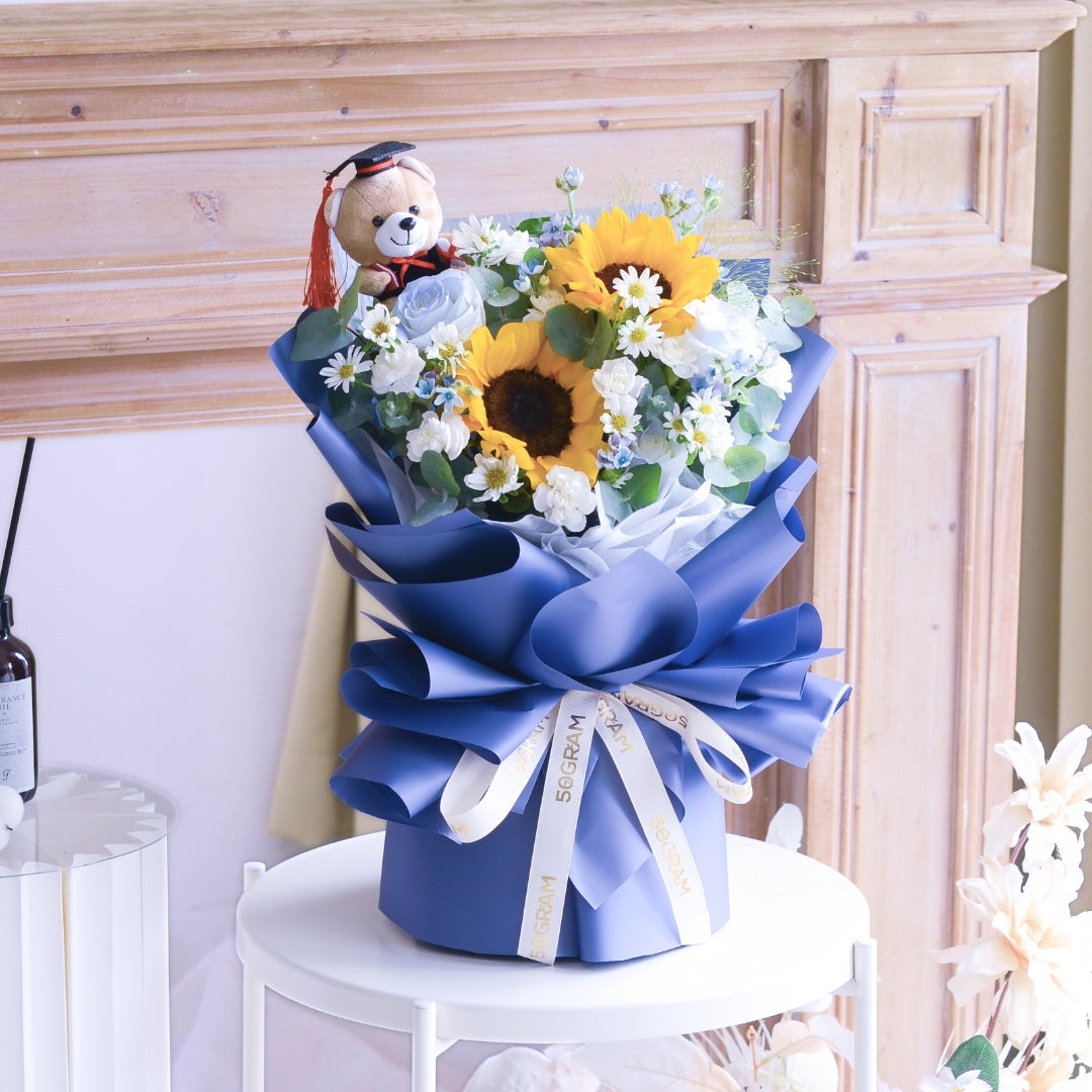 Skybound Hand Bouquet image 4
