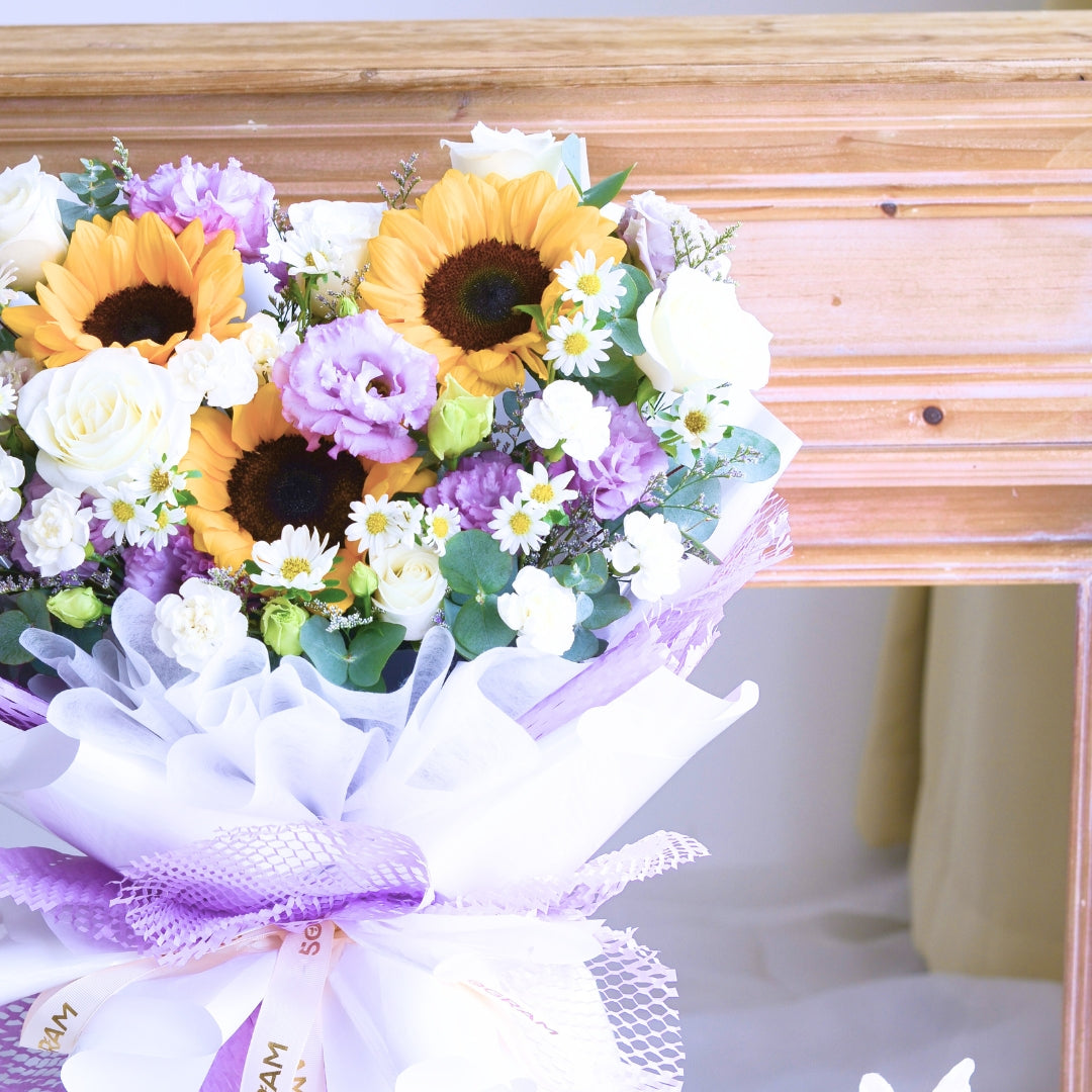 All Set to Soar Hand Bouquet image 15