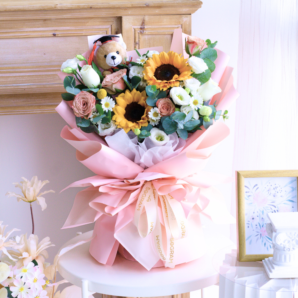 Sunrise Scholar Sunflower Hand Bouquet image 7