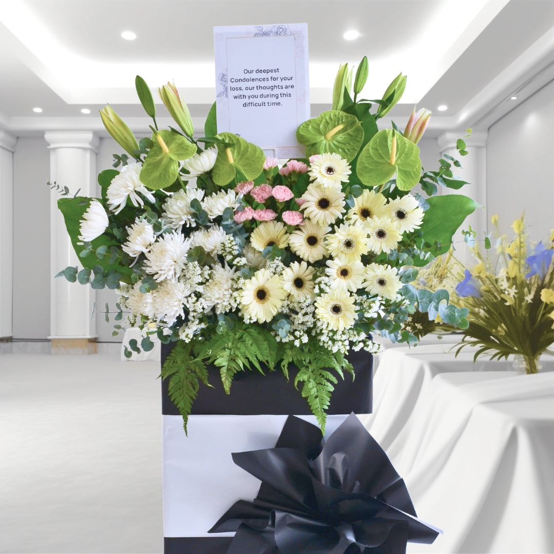 Luminous Memories | Condolences Flower Stand image 3