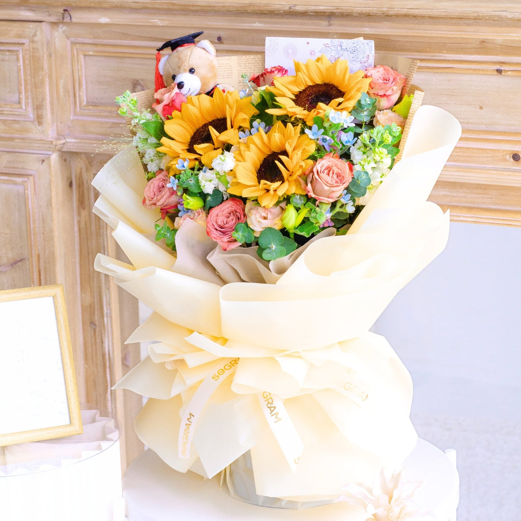 Honor Bloom Sunflower Hand Bouquet image 11