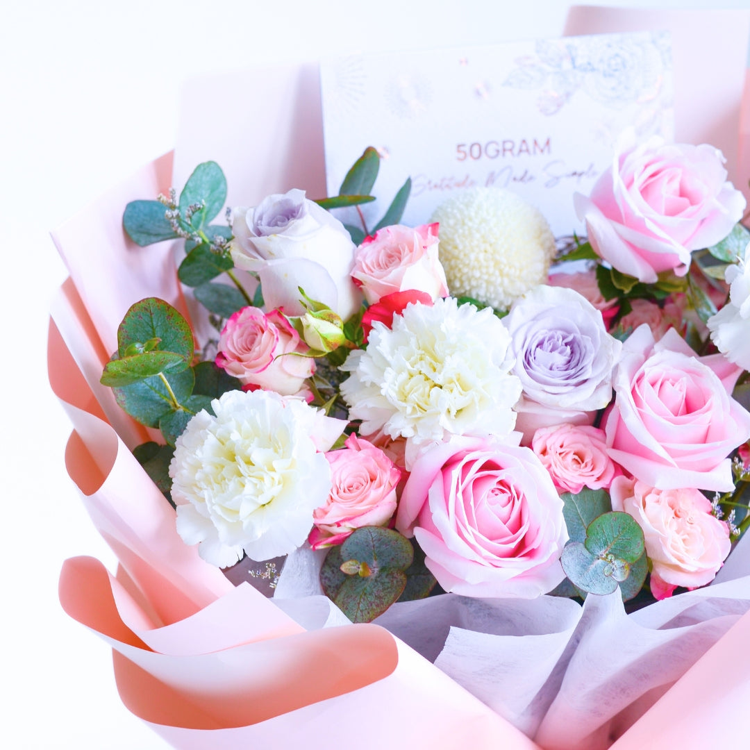 Starry Love Pink Roses Hand Bouquet image 8