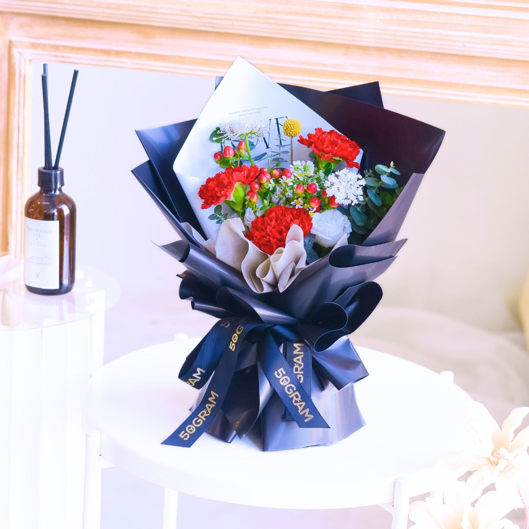 Noir Muse Hand Bouquet image 14