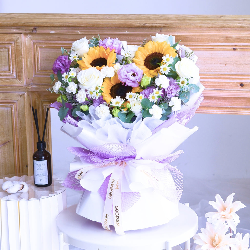 All Set to Soar Hand Bouquet image 13