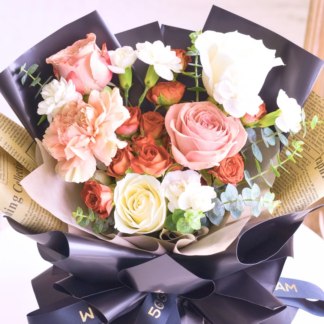 Russet Blooms Cappuccino Roses Hand Bouquet image 6