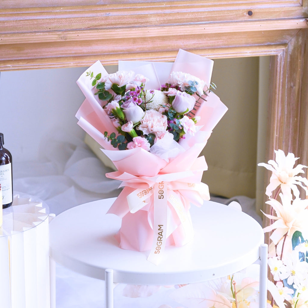 Primo Amore Beige Carnation Hand Bouquet image 13