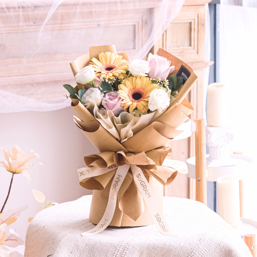 My Everything Champagne Daisy Hand Bouquet image 5