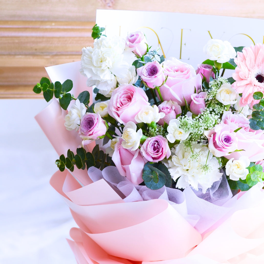 Soft Spark Qi Xi Hand Bouquet image 6