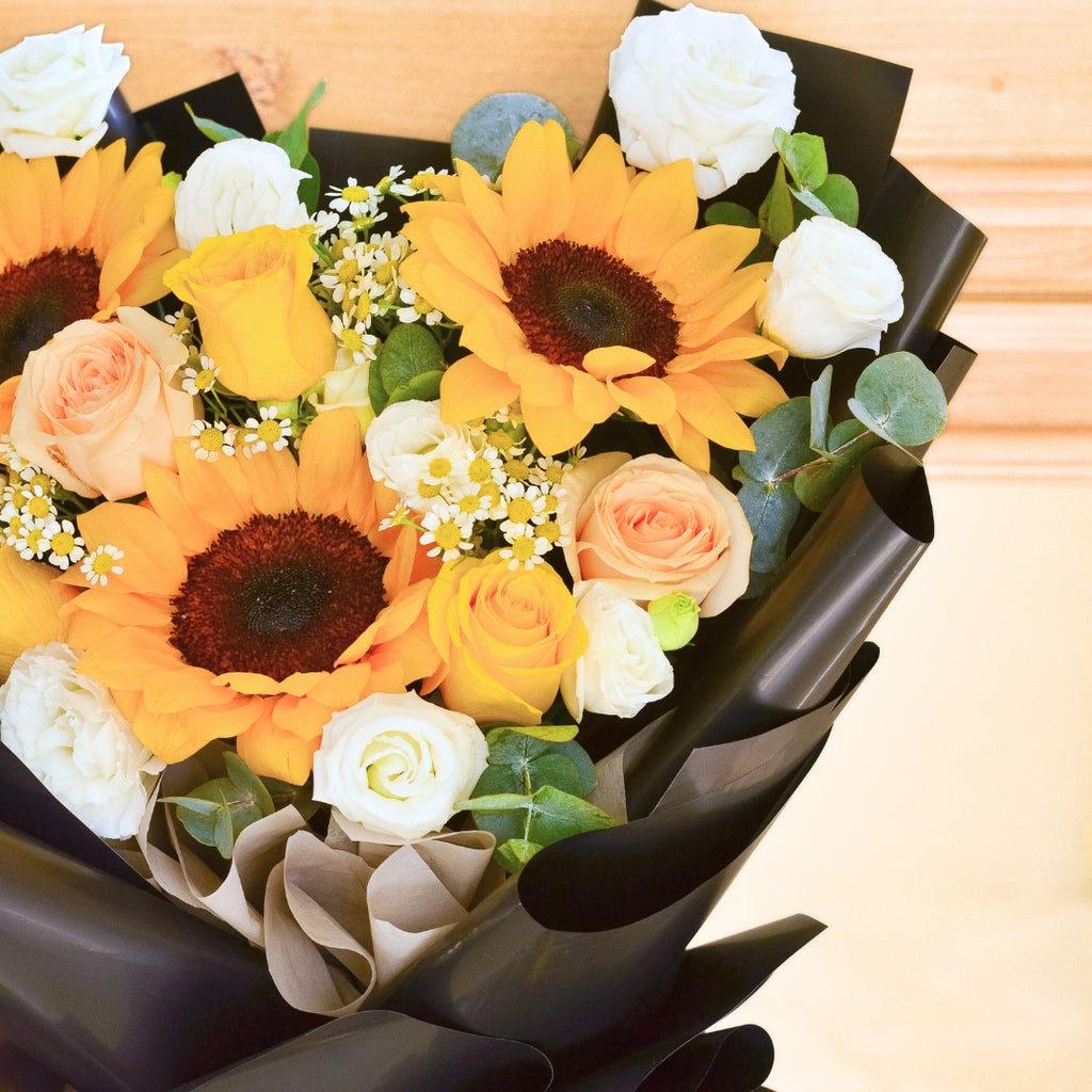 Sunflower Vista Flower Bouquet image 6
