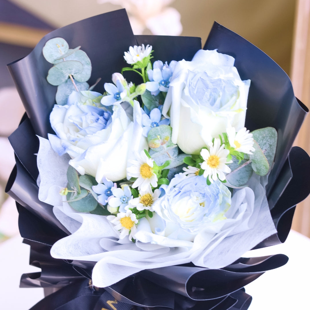 Hero in Bloom Small Hand Bouquet image 5